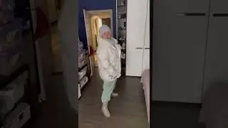 Собралась на прогулку, мой лук, лучок 😂