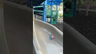 Данила играет / Монстер Траки/ Daniel playing with Monster Trucks