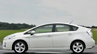 Отзыв владельца Toyota Prius 30 2010 года 1.8 гибридный (99 л.с.)