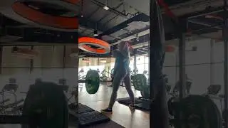 hijab girl in gym #moyemoye #foryou #ytshorts #viral #dance