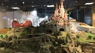 DISNEYLAND PARIS ART GALLERY