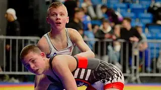 U15 C. Kastner (USA) vs I. Jaksik (SVK). Freestyle 44kg youth wrestling.