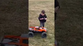 Traxxas X-Maxx skill level 6 😱 #traxxas #xmaxx #rc #fatherson