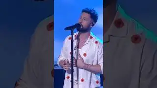 SO good to perform ‘Then There Was You’ live in NYC on @TODAY  🧡 #calumscott #newmusic #garfield