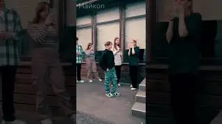 Большой белый медведь с Майкопа поздравил именинницу. Заказать Мишку +79618287946.