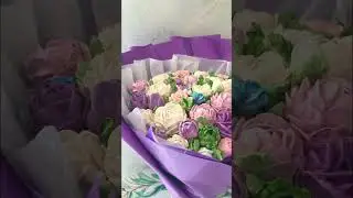 Букет из зефирных цветов. Диаметр 30 см.