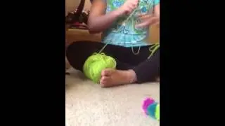 How to make pompom headbands