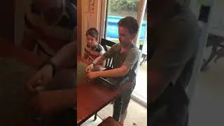 Учим американцев