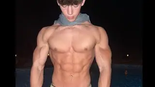 15 years old teen muscle boy : preston