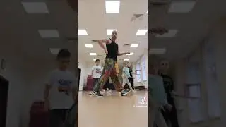 ШАФЛ ОБУЧАЛКА ДЛЯ НОВИЧКОВ ИЗ ТИК ТОК ТРЕНДОВ 2021 / ОБУЧЕНИЕ ТАНЦАМ С НУЛЯ SHUFFLE DANCE.