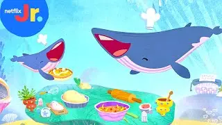 Making Plankton Pie with Mom 🐋 Sea of Love Sneak Peek | Netflix Jr