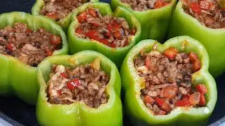 Stuffed Bell Peppers with a Cheesy Minced Beef Filling - NO rice (Keto Friendly).