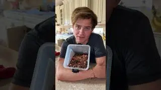 Paying my dad back in 3000 pennies for vlog 300!