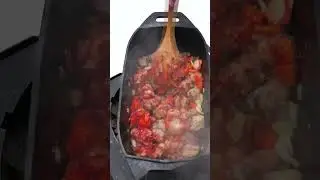 Тушеный картофель с мясом в утятнице  #мясо #картошка #рецепт