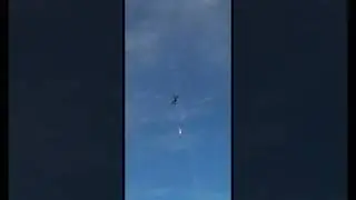 AH  1W fires 6 hellfire missiles