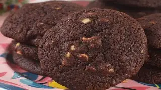 Chocolate Peanut Cookies Recipe Demonstration - Joyofbaking.com