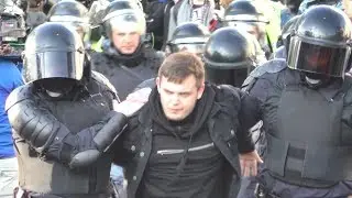 Detention at a rally at the Presidential Administration on August 10
