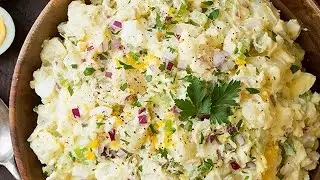 Classic Creamy Potato Salad