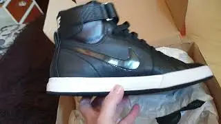 NIKE AIR FLYTOP BLACK LEATHER. FOUND IN CUPBOARD... STILL DS!?