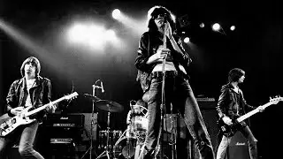 Ramones - Sheena is a Punk Rocker