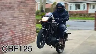 Honda CBF125 Wheelies Great Sound (Scorpion Exhaust)