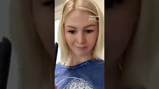 VoiceOver. Райли готовится к школьной фотосъемке. 