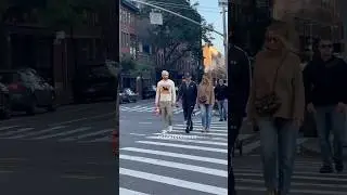 Hugh Jackman and his BFF Blake Lively and Ryan Reynolds  in NYC this morning, Happy Birthday 🎉 Hugh