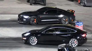 Shelby GT500 vs Tesla