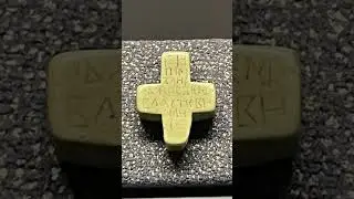 Крестик из шифера кон. XI - нач. XII вв. 