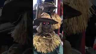 SCARECROW JUMPSCARE #halloween #spirithalloween #halloweendecor #halloween2024 #spirithalloween2024