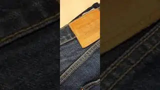 Ремонтируем джинсы Levi's 502 и они, на удивление, весьма недурственно выглядят.