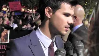 Breaking Dawn - Part 1 Premiere [Taylor Lautner Interview]