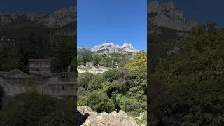 23.09.2023 Алупка, гора Ай-Петри. Ее высота 1234 м, малышка по сравнению с Эверестом (8848 м).