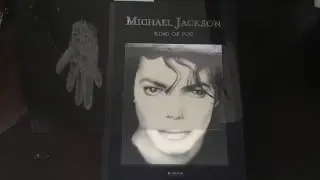 MJJReviews: Michael Jackson - King Of Pop (Christian Marks)