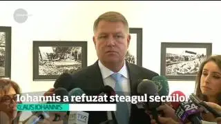 În faţa oficialilor din Covasna şi Harghita, Klaus Iohannis a refuzat steagul secuilor