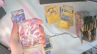 The Nastiest Pulls in Pokemon History (Evolving Skies Booster Box)