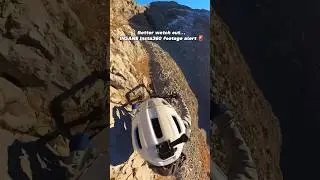 Sound ON ⚠️ When you realize it’s Mariah Carey season 🎅 #Insta360 #mountainbike #mtb #cliff #shorts