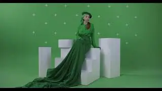 Green Screen Girl with Camera tracker points / NCV