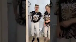 Они вторглась в личное пространство😂 #shorts #twins ￼