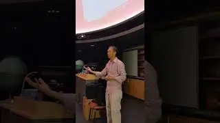 Lecturing about Astronomy at Pierce College | Giảng về Thiên Văn Học ở Trường Đại Học Pierce