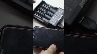 Очень полезное устройство. Зарядное для аккумуляторов 18650 и power bank 2 в 1