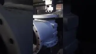 Обработка корпуса задвижки на карусели