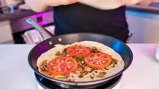 ŚNIADANIOWA PIZZA z PATELNI za 8 zł