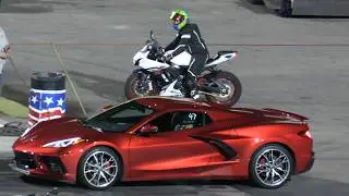 Cars vs Motorbikes - drag racing