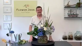 How To Use Scrunched Wire To support Flowers In A Vase