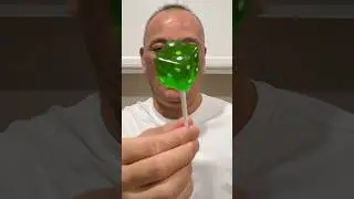 👂 ASMR DICE LOLLIPOP CANDY GREEN APPLE FLAVOR AND EATING SOUNDS 👂 #asmr #shorts