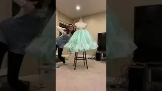 making myself a frog dress! 🐸 