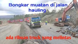 Pindah Muatan di Jalan Hauling Yang dilewati Ribuan Truck