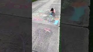 Daniel’s street painting / chalk painting/ Данила рисует мелом на улице