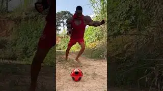 ToRung comedy: play football🏀